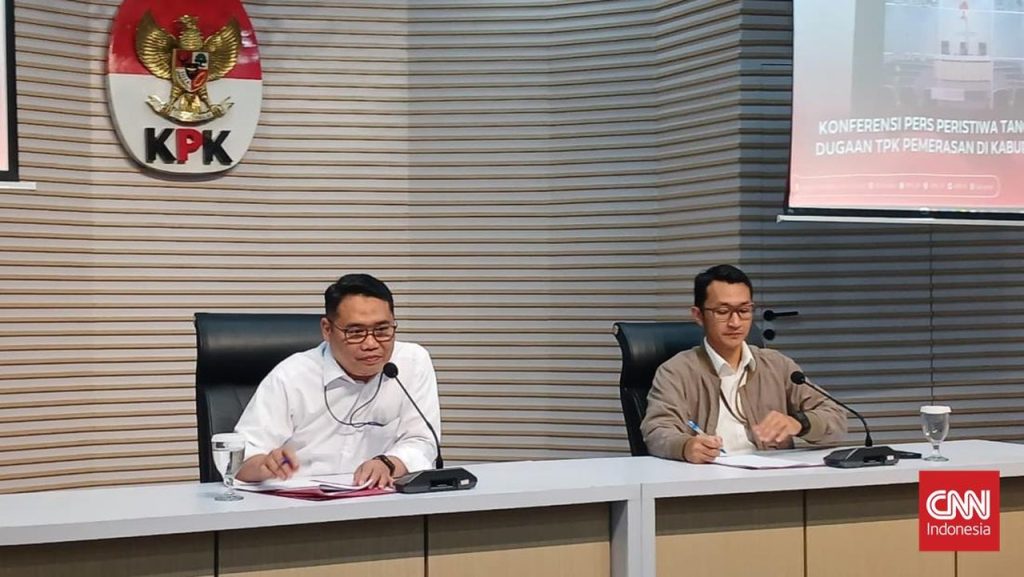 Bupati Cilacap Ancam Rotasi Kepada